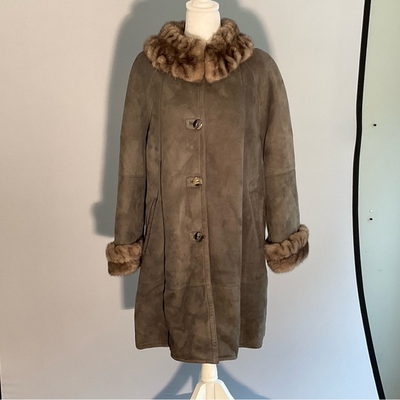Pellacci Made in USA Charcoal Gray European Sheepskin Coat, Sable Mink Trim - Picture 3 of 16